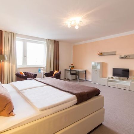 Marina Niederhavel Hotel Brandenburg  Luaran gambar