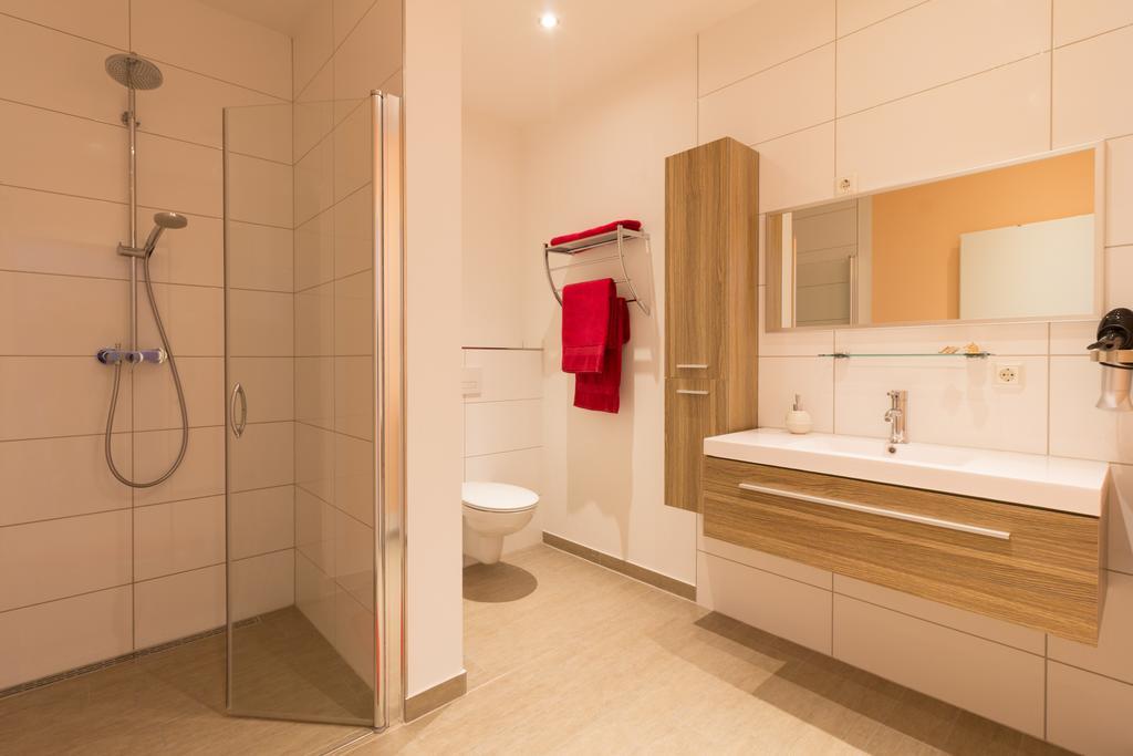 Marina Niederhavel Hotel Brandenburg  Luaran gambar