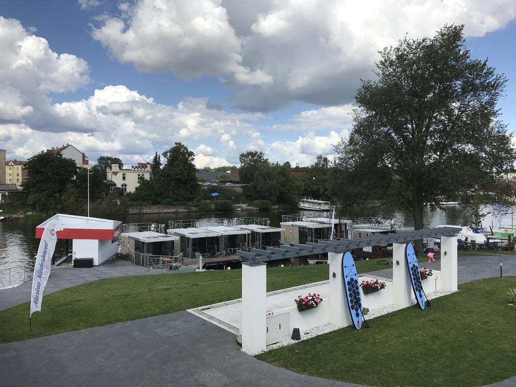 Marina Niederhavel Hotel Brandenburg  Luaran gambar